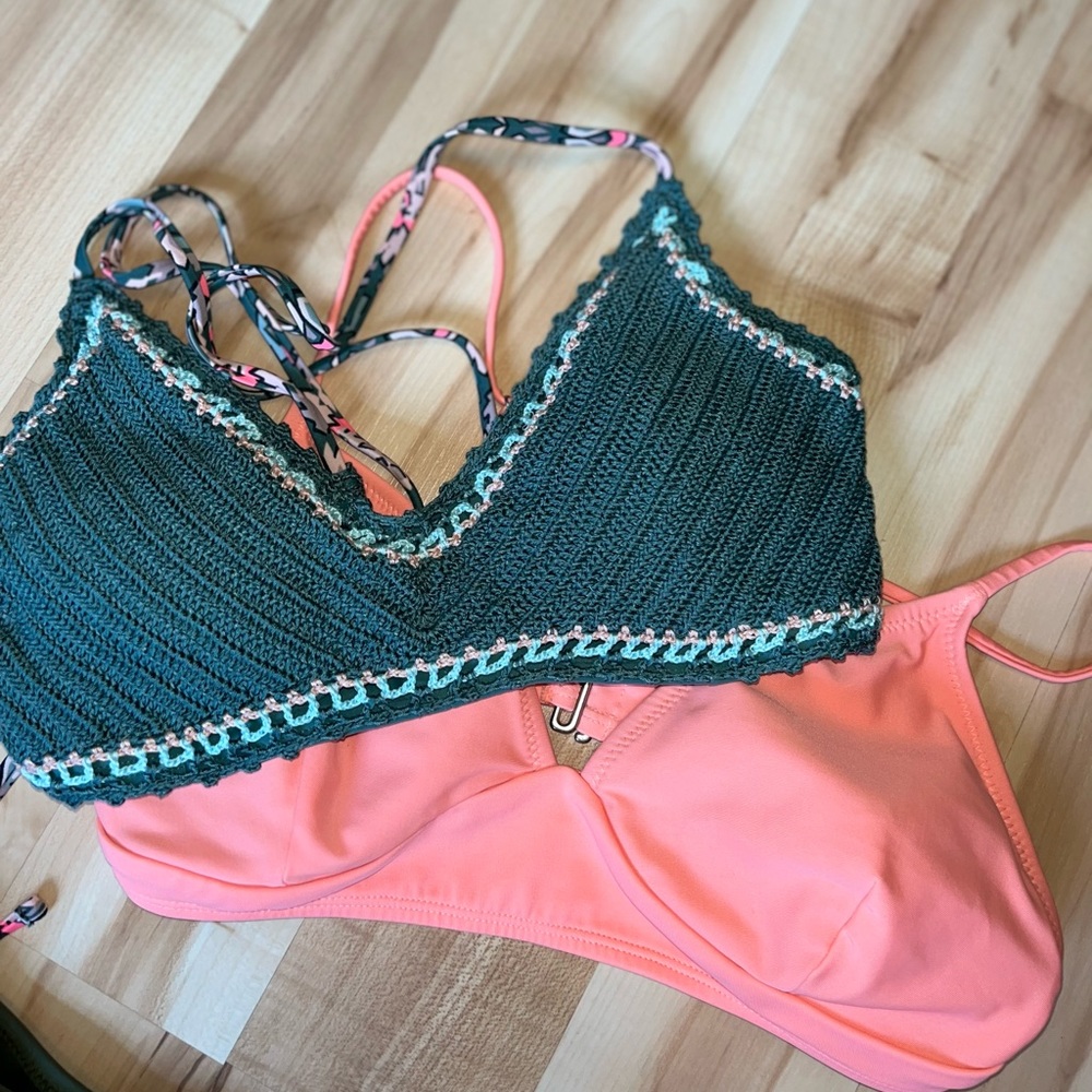 Bikini Bundle - Picture 6 of 7